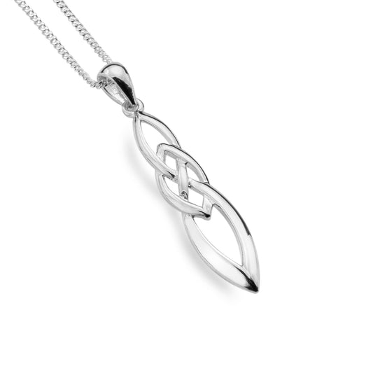 Silver pointed figure 8 celtic knot pendant