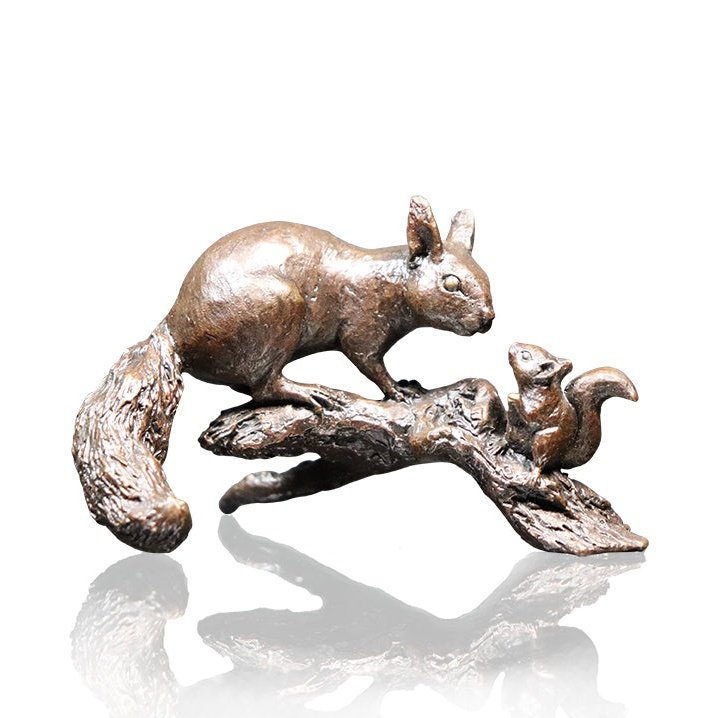 Red Squirrel with Baby Bronze